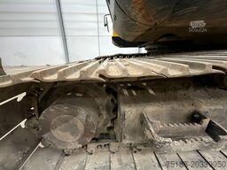 JCB JS 130 LC
