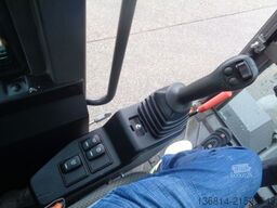 VOLVO EW60E Powertilt + Löffelpaket