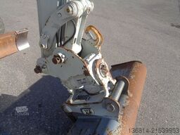 TAKEUCHI TB 225 Powertilt Löffel Taklock 2.400 kg