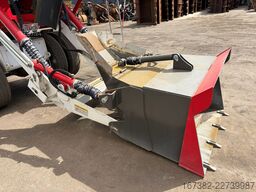 Minrui 4M3 Self Loading Concrete Mixer 4x4