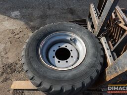 Ahlmann AZ75 Palletvorken - puinriekbak - Nokian banden...