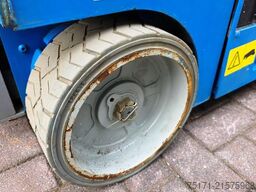 Genie GS1932 Electric, Working Height 7.8 m, 227kg Capac