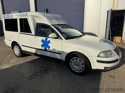 VW Passat **AMBULANCE-RETTUNGSWAGEN**