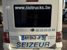 VW Passat **AMBULANCE-RETTUNGSWAGEN**