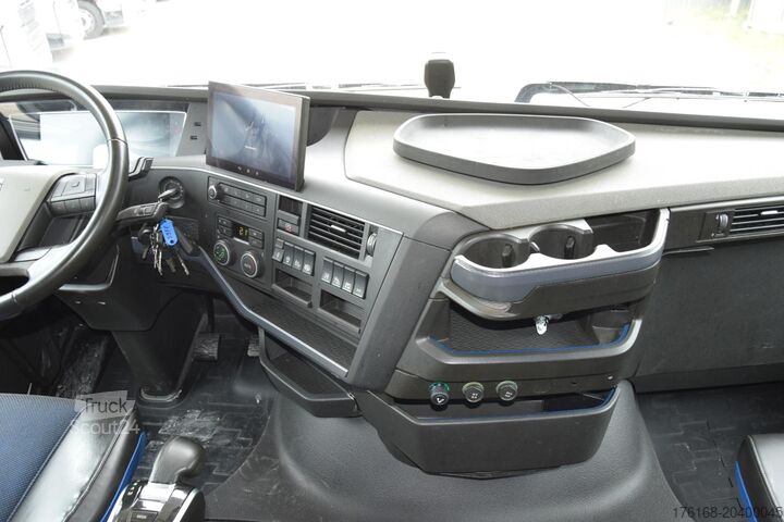 وحدة جرار قياسية VOLVO FH 500 Globetrotter XL