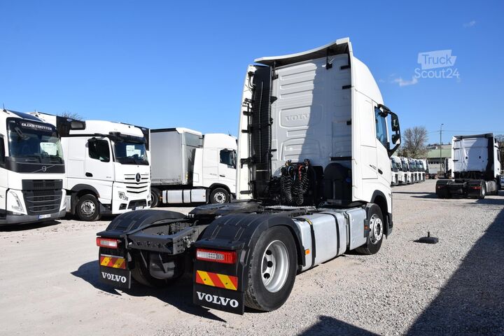 وحدة جرار قياسية VOLVO FH 500 Globetrotter XL