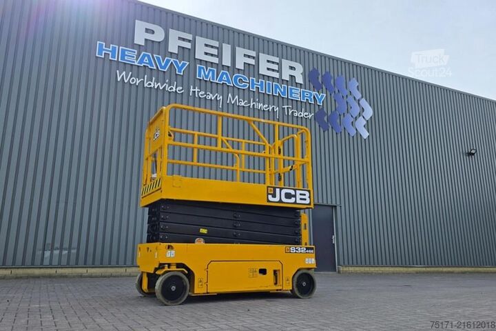Scissor lift JCB S3246E Electric, 12m Working Height, 320kg Capacit