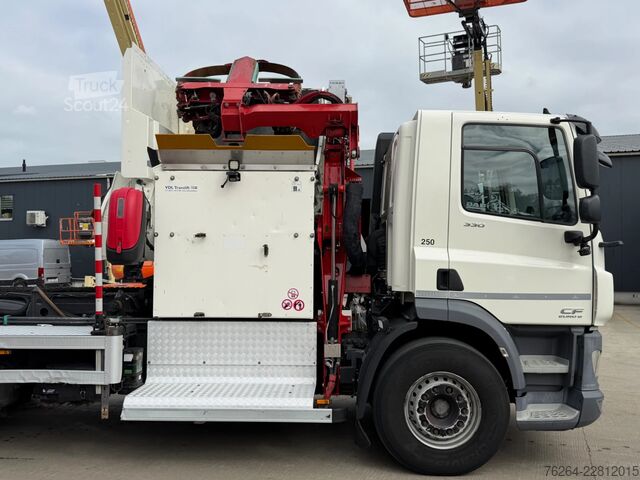 Μεταφορά εμπορευματοκιβωτίων DAF CF 330 6x2 ZEILADER+KETTINGSYSTEEM