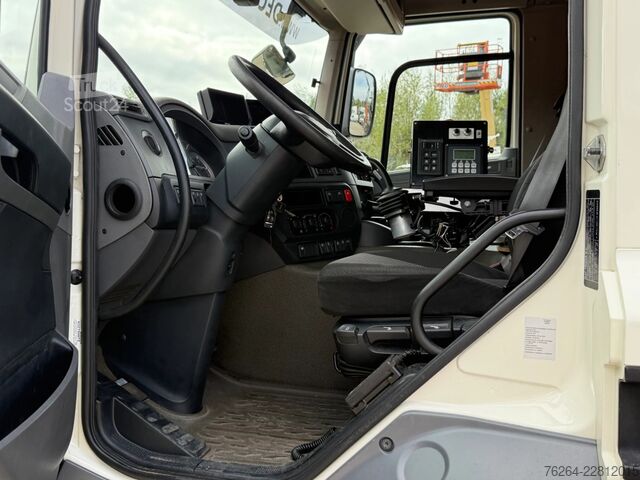 Μεταφορά εμπορευματοκιβωτίων DAF CF 330 6x2 ZEILADER+KETTINGSYSTEEM