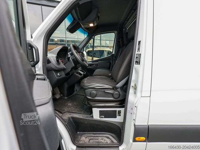 Kastenwagen Mercedes-Benz Sprinter 315 CDI Kasten L2H2 AHK Stdhz. Navi