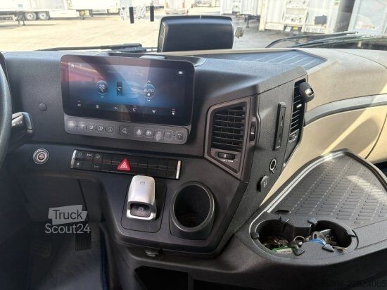 Стандартен влекач MERCEDES-BENZ 1851 GIGASPACE, RETARDER, HYDRAULIK, MIRROR-CAM