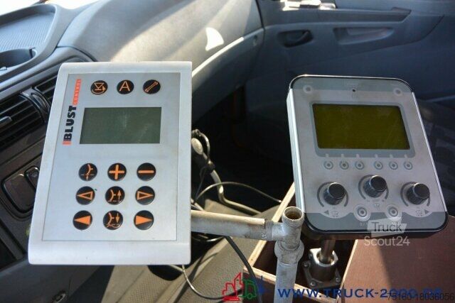 Sklápač Mercedes-Benz 1829 4x4 Kran Winter Schneeschild Salzstreuer