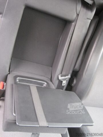 Hosszú dobozos pótkocsi Citroen Jumpy2.0 HDI  Profi M 3-Sitzer Klima AHK