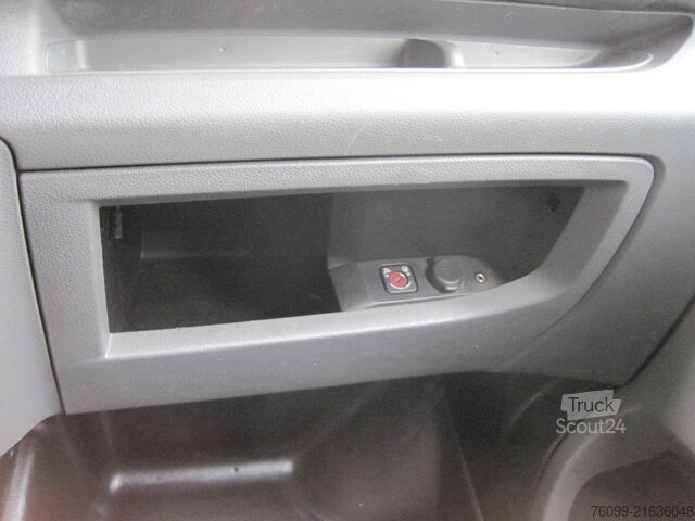 Hosszú dobozos pótkocsi Citroen Jumpy2.0 HDI  Profi M 3-Sitzer Klima AHK