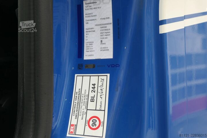 Skjutbar presenning Scania G320 NGS | Sliding curtains | Dhollandia 2000Kg...