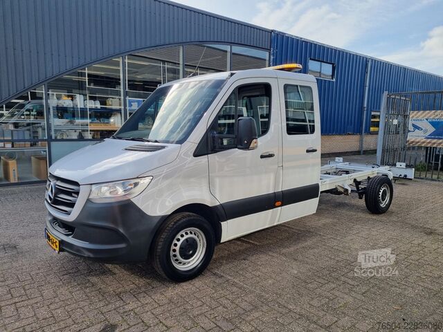 Važiuoklė su kabina Mercedes-Benz Sprinter 319 CDI Chassis cabine DC 6 Zits Euro 6E