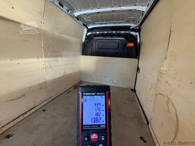 Dobozos furgon RENAULT Master L4H2 Maxi 2.3 DCI 145