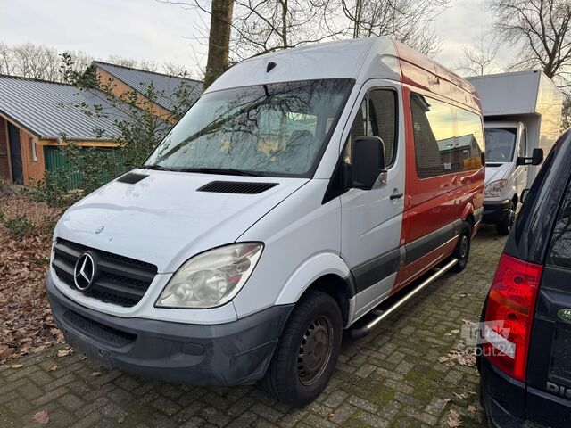 Minibus Mercedes Benz Sprinter 906Rollstuhl-Mehrzweckfahrzeug