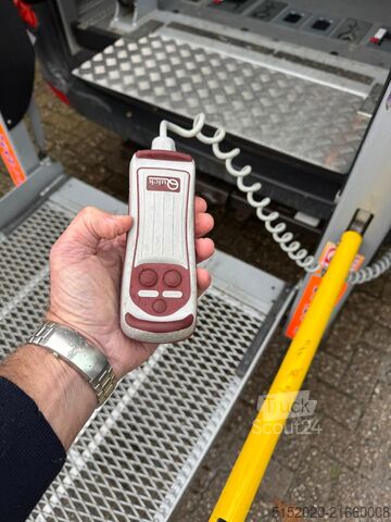 Minibus Mercedes Benz Sprinter 906Rollstuhl-Mehrzweckfahrzeug