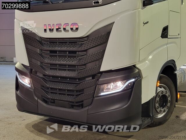 Volumen-SZM Iveco S-Way 460 4X2 Mega Retarder 2xTanks ACC Euro 6