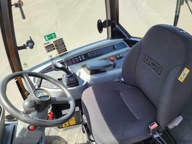 Hjullastare JCB 406 - Stufe V - inkl. Schaufel und Gabel