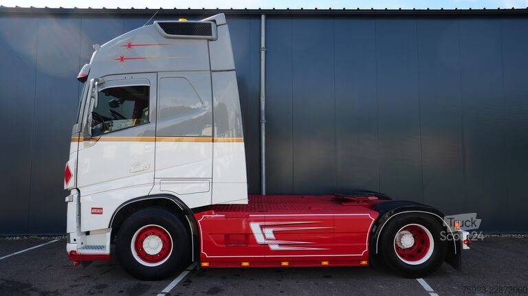  Volvo FH500 ADR GLOBETROTTER SHOWTRUCK