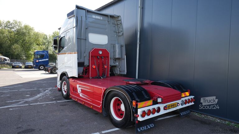  Volvo FH500 ADR GLOBETROTTER SHOWTRUCK