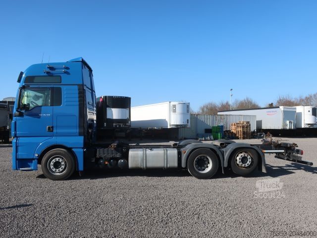 Camion porte-caisses amovibles MAN 26.500 FLLC TGX BDF Intarder Lenkachse