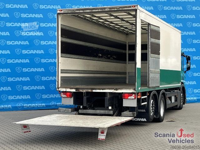 Vrachtwagen met bakwagen Scania P 320 B6x2*4NB RETARDER FULL AIR 8T 7.2x2.5x2.35M