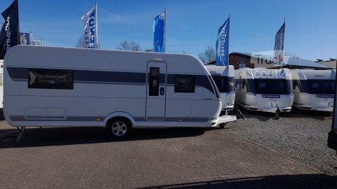 Karavāna Hobby Prestige 560 FC