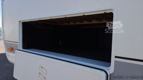 Karavāna Hobby Prestige 560 FC