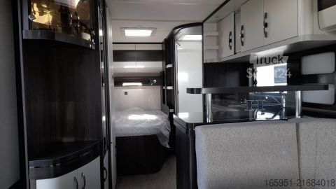 Karavāna Hobby Prestige 560 FC