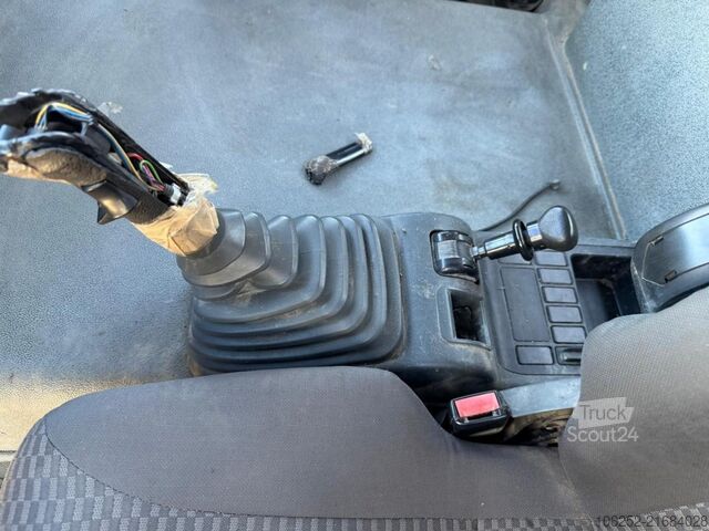 Volquete con grúa MAN TGA 18.320 4X2 TIPPER EURO 4 + CRANE PALFINGER ...