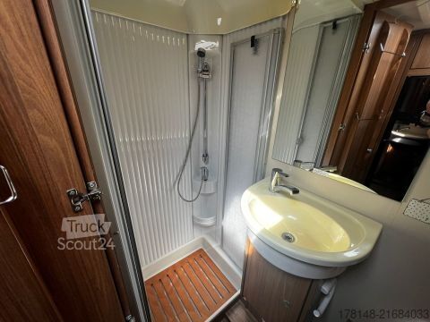 Caravane/camping-car Carado A 464