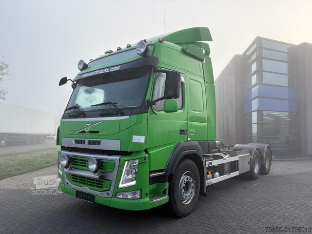 Chassis com cabina Volvo FM450 6x2 / Euro 6 / Chassis / 331.000 KM
