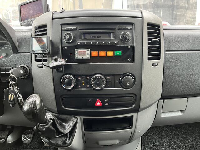 Magastetős kombi Volkswagen Crafter 35 2.5 TDI L2H2 Werkplaats inrichting K...