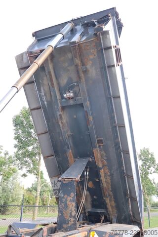 Tipper Iveco Trakker 500 41 TON | RETARDER | FULL STEEL | HU...