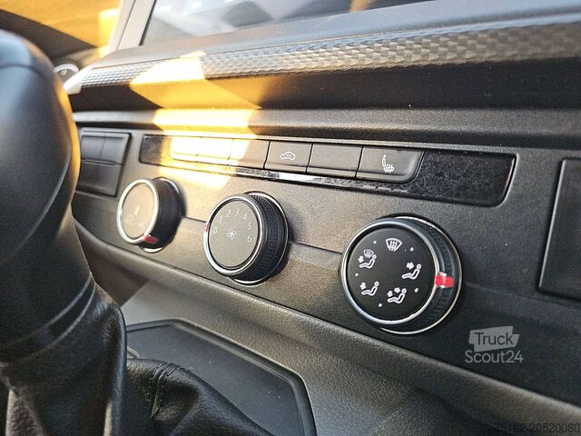 Carrinha de tejadilho alto VOLKSWAGEN TRANSPORTER 2.0 TDI L2H1 Navi 4 Motion