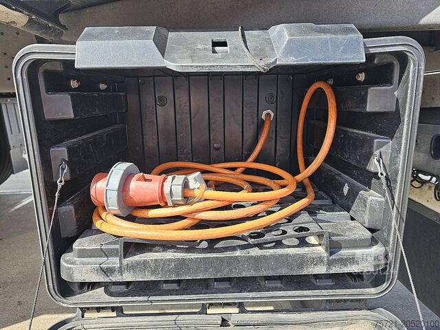 Koel-vriestransport SCHMITZ SCB*S3B Carrier1550 D+E,Dopp