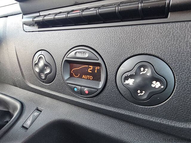 Suitcase RENAULT MASTER 2.3 Bakwagen Laadklep !