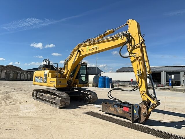 гусеничний екскаватор Komatsu HB215LC-3