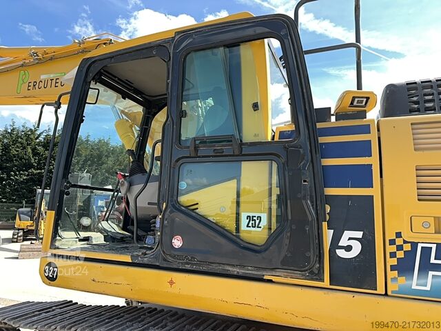 гусеничний екскаватор Komatsu HB215LC-3