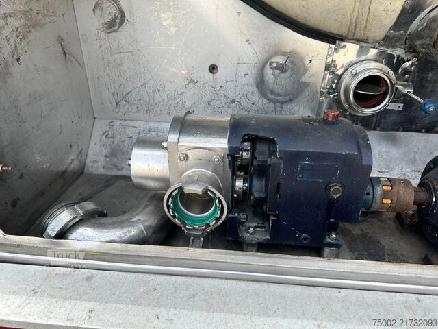 Cysterna z żywnością Feldbinder LEBENSMITTEL / LEVENSMIDDELEN / FOOD / 33.500L ...