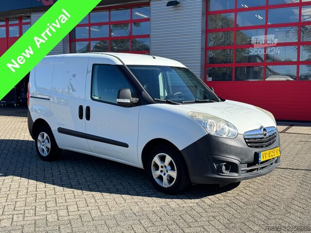 Karavan z visoko streho Opel Combo 1.3 CDTi ecoflex edition