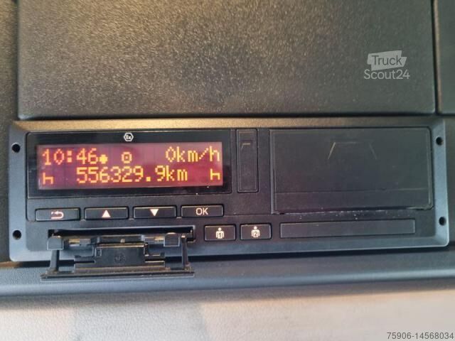 Tracteur routier standard DAF XF 480