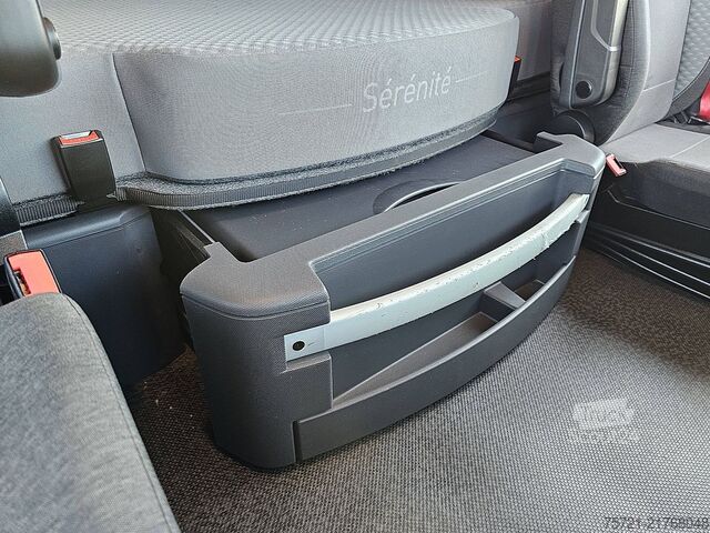 Standard-SZM RENAULT T 520