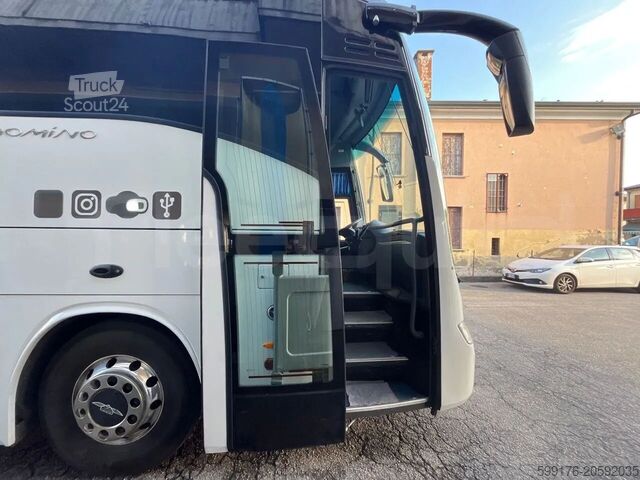 Trener Irisbus New Domino