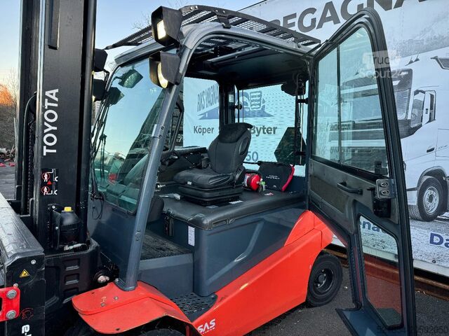 Stivuitor Toyota 8FBMT45 Electric, 3.600h, 2015