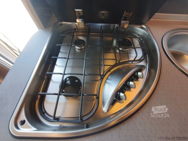 Camper semintegrato WEINSBERG CaraSuite 650MEG SPICY,Automatik, Hubbett,W-Lan