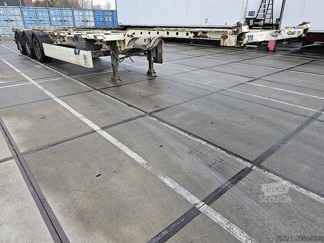 Konteinerių vežimas KRONE SD